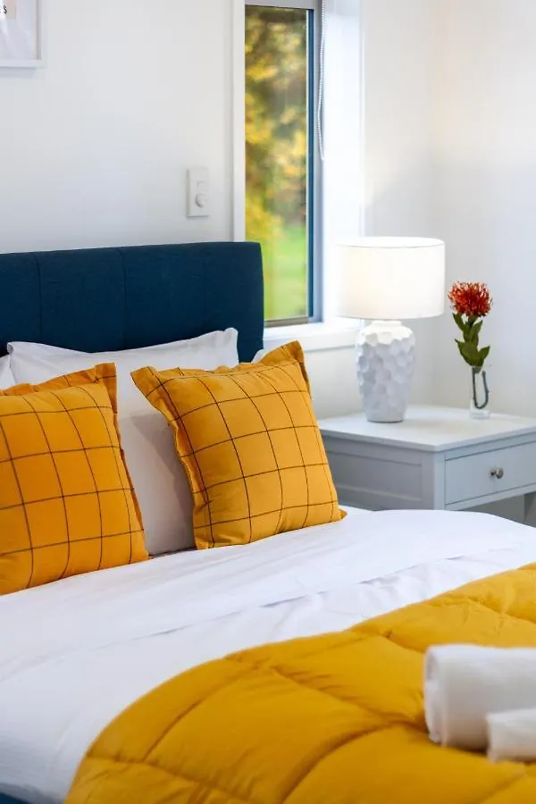 شقة كريستتشيرش  في Hear The Wind In The Trees - 2 Bed 1 Bath 1 Garage