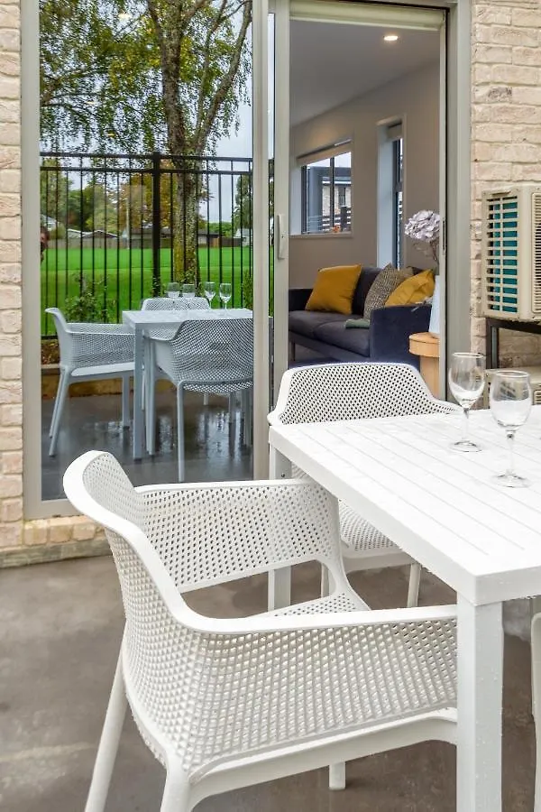 شقة كريستتشيرش  في Hear The Wind In The Trees - 2 Bed 1 Bath 1 Garage نيوزيلندا